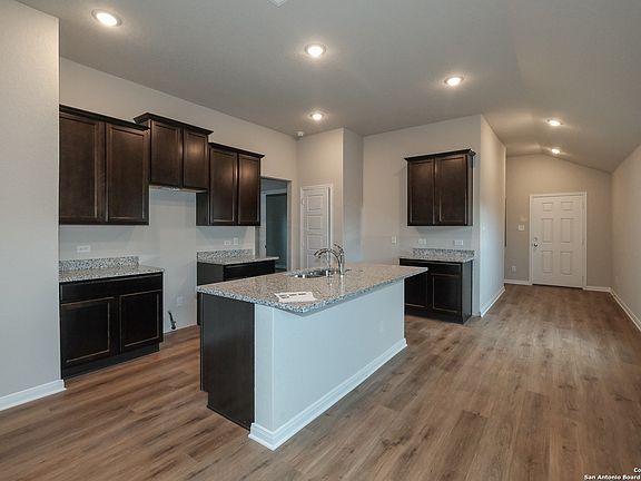 3rd image of 631 River Run Way