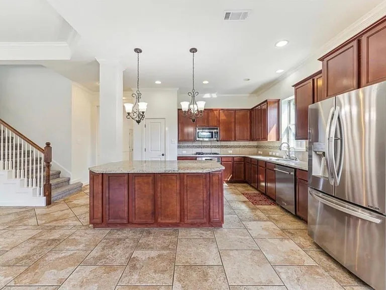 26223 Rustic Ranch Ln — Photo 4