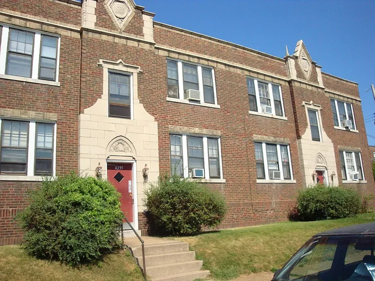 4239 Lawn Ave #2N — Photo 5