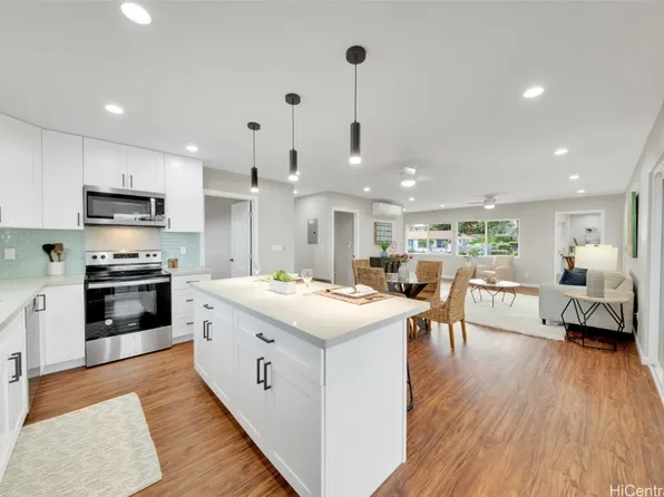 1365 Kina St, Kailua, HI 96734