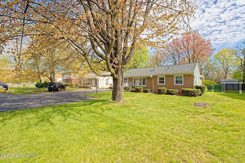 2nd image of 249 Old Niskayuna Road