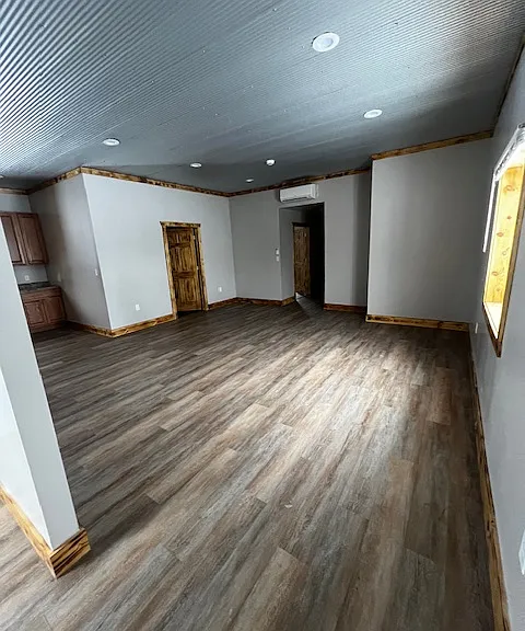 7551 Riverside Dr #B — Photo 1
