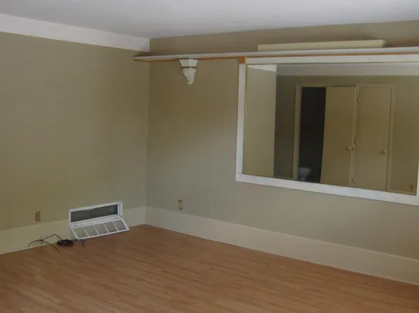 1724 Platt Springs Rd APT 3, West Columbia, SC 29169