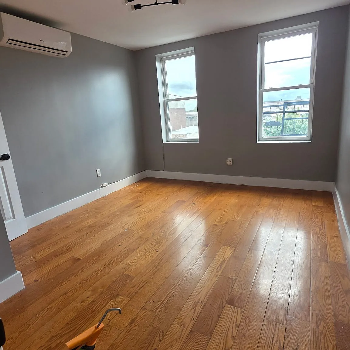 200 Parkhurst St — Photo 2