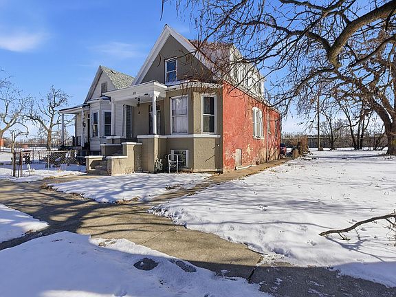 2nd image of 5711 S Lowe Ave
