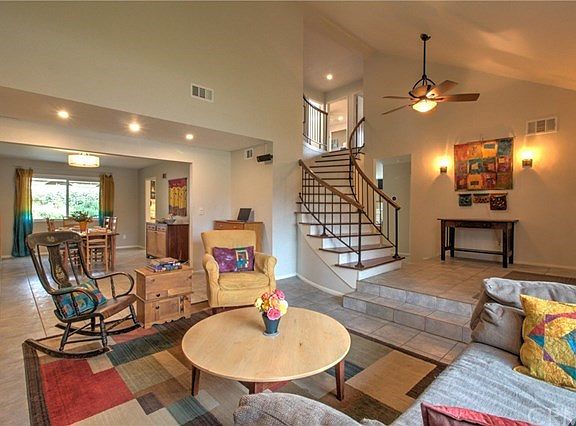 5th image of 1309 W Olive Ave