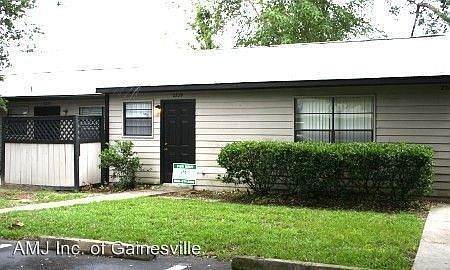 1st image of 2331 NW 64th Pl
