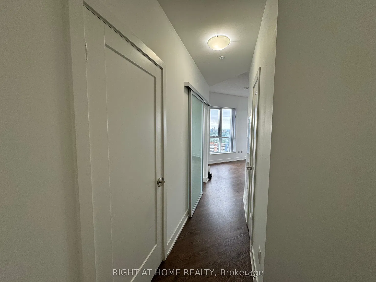 2 bed, $2,700 — Photo 4