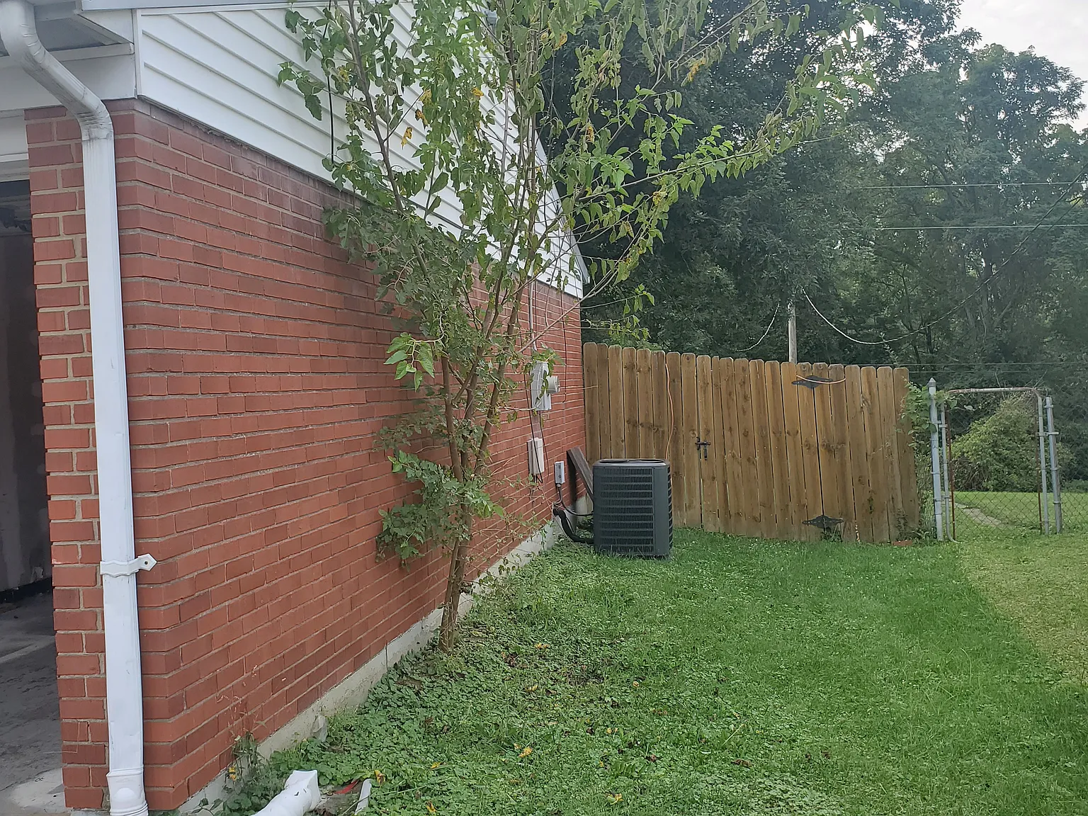 2 bed, 1110 sqft, $1,500 — Photo 4