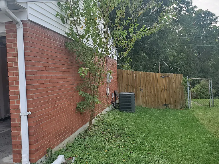 3718 Autumn Rd — Photo 4