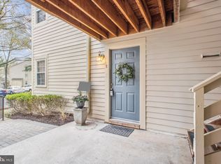 2229 Lovedale Ln #E-303B, Reston, VA 20191