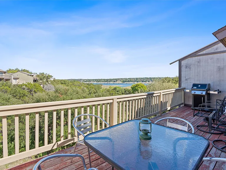 111 Comanche Point — Photo 7