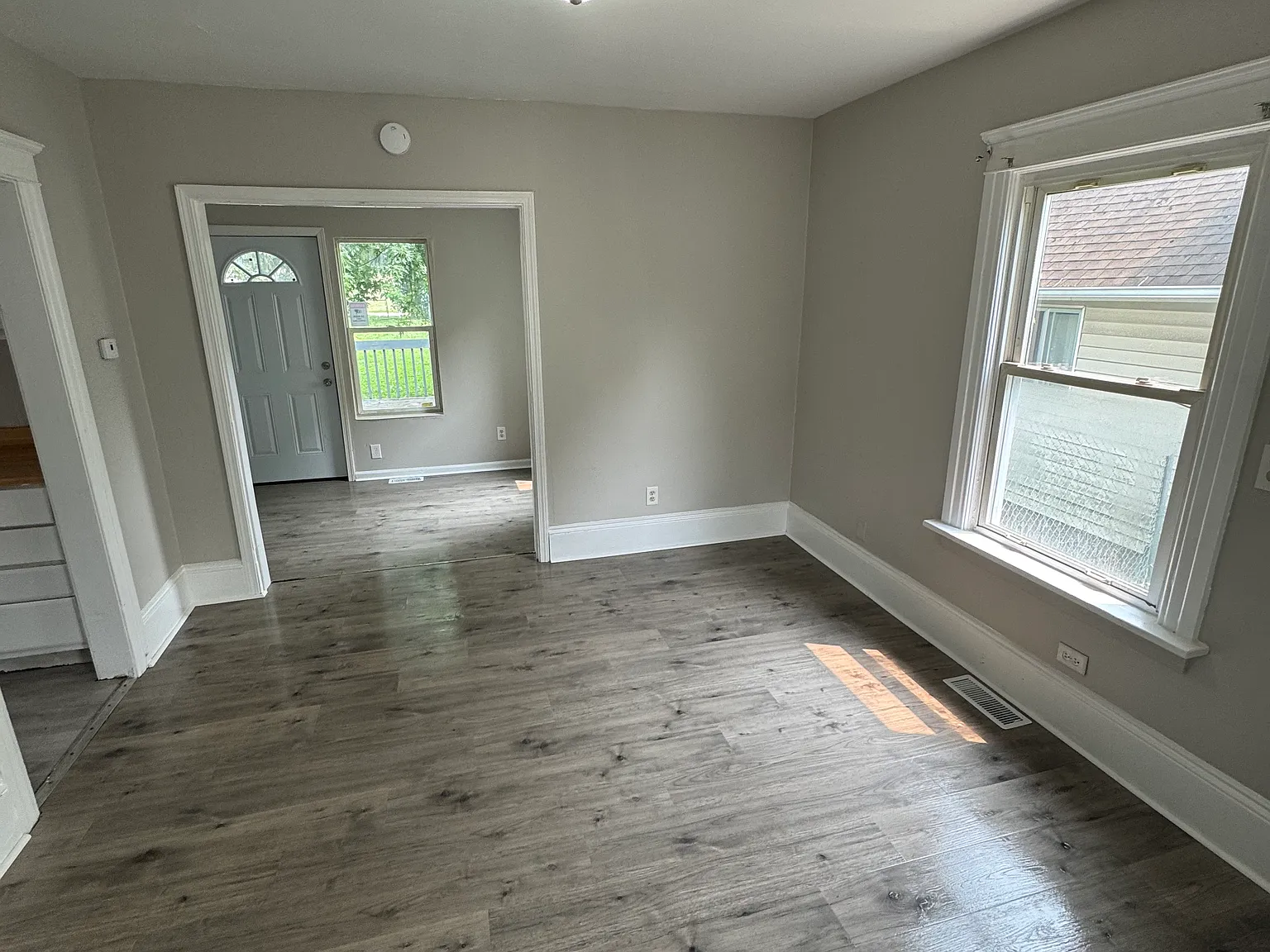 3 bed, 1184 sqft, $1,300 — Photo 4