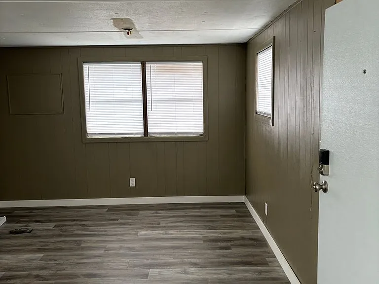 2871 N Charles Ave #11 — Photo 4