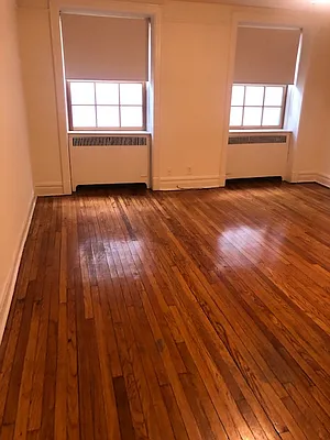 Rented by Melissa Conanan, LREB | media 7