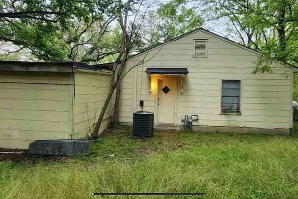2nd image of 4227 Chennault Ave