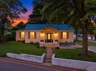 133 Bennett St, Commerce, GA 30529
