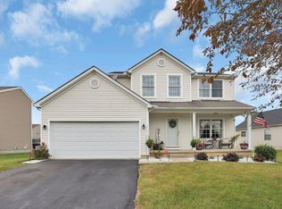 444 W Hunters Dr, Newark, OH 43055
