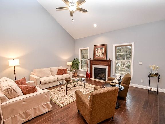 3rd image of 3154 E Wyndam Ct