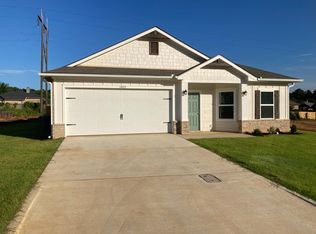 1403 Monterey Dr, Longview, TX 75601