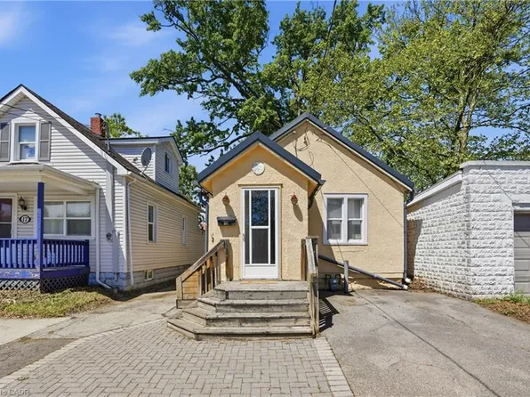 15 Kent St, Welland, ON L3B 3G9
