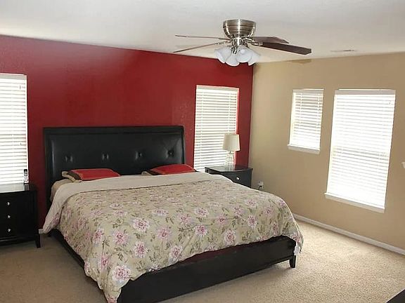 3rd image of 12825 Mayfair Way Unit E