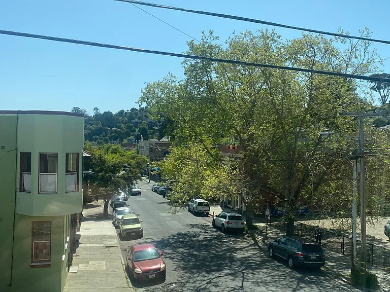 162 Santa Fe Ave #G — Photo 22