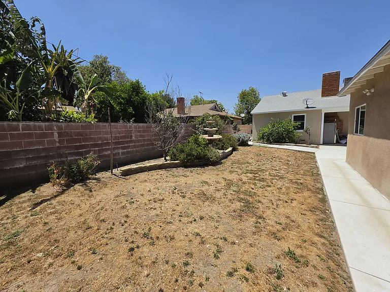 20758 Stephanie Dr — Photo 53