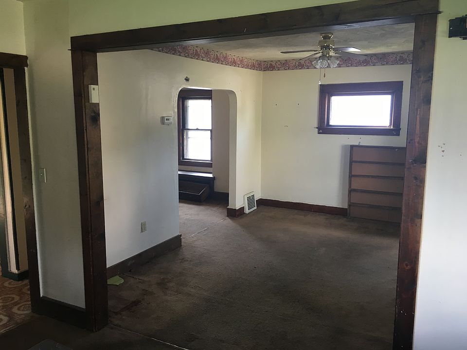 2nd image of 2538 Tampa Ave