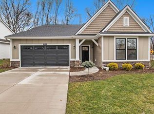 17484 Shinnecock Dr, Spring Lake, MI 49456