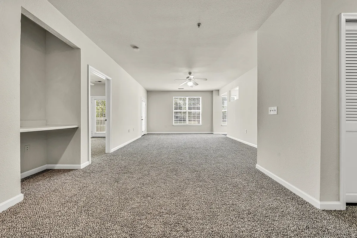 Building Photo - Enclave Apartments