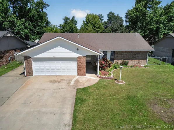 113 Magnolia Ave, Pryor, OK 74361