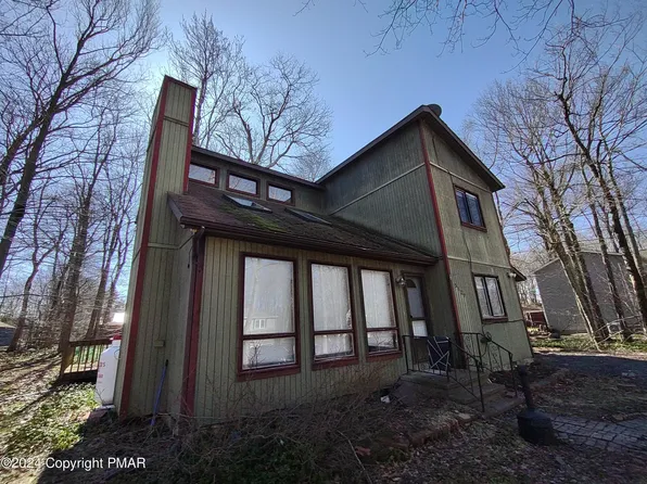 5127 Iroquois St, Tobyhanna, PA 18466