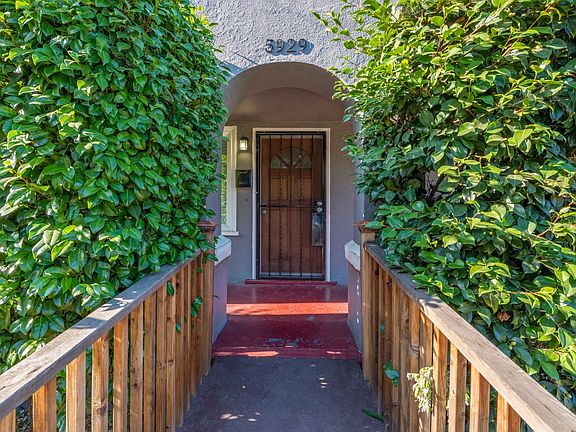 3rd image of 5929 Laird Ave