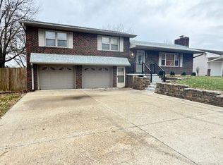 1412 Rifle Ter, Saint Joseph, MO 64506