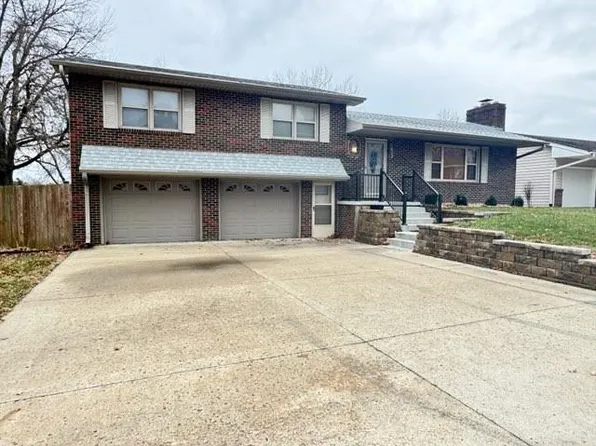 1412 Rifle Ter, Saint Joseph, MO 64506