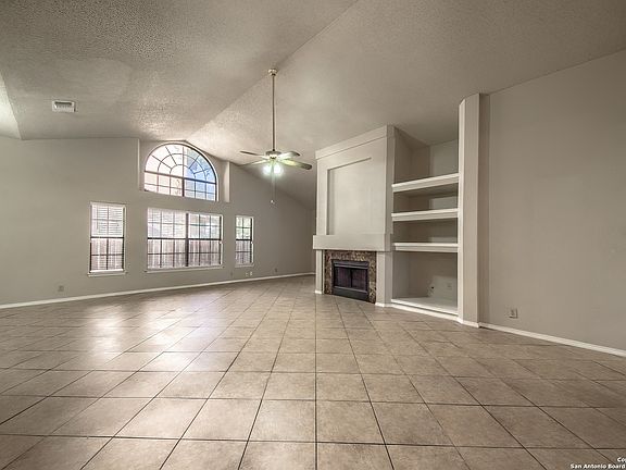 5th image of 3239 TREE GROVE DR