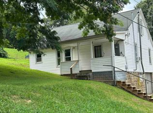 605 Sheridan St, Glenville, WV 26351