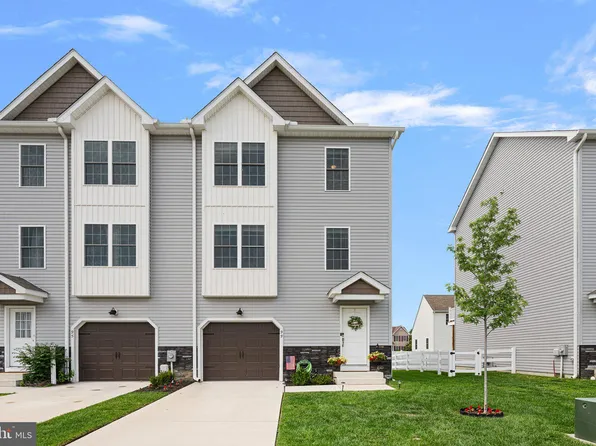 99 Spelt Dr, Clayton, DE 19938