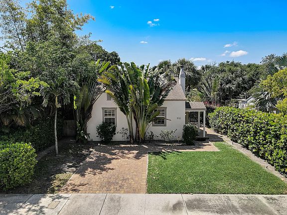 2nd image of 910 Upland Road