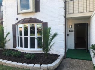 1812 Saxony Ln, Houston, TX 77058