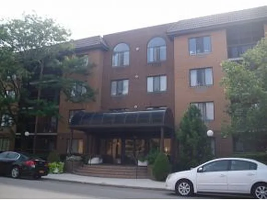 Sold by Neuhaus Realty, Inc. | media 2