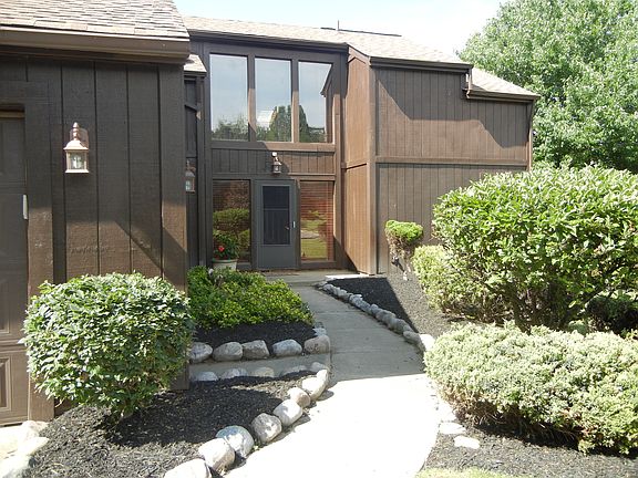 2nd image of 6087 Whiteford Dr