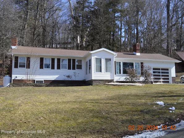 56 Griffis Hl, Montrose, PA 18801