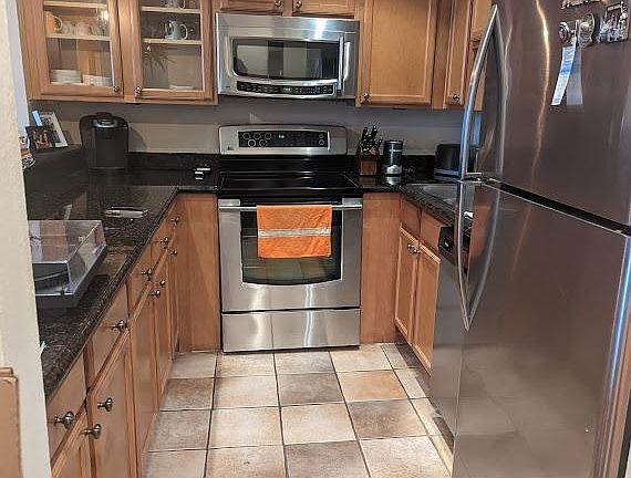 4th image of 3030 Suncrest Dr Unit 311