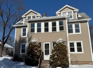 818 Burbank Ave, Suffield, CT 06078