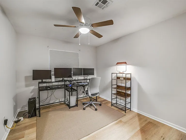 6215 Queensloch Dr — Photo 35