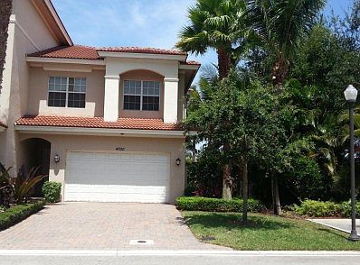 Stunning Townhome in Cielo