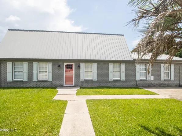 108 Boggs Cir, Long Beach, MS 39560