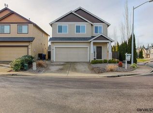 1006 Taurus Loop NE, Keizer, OR